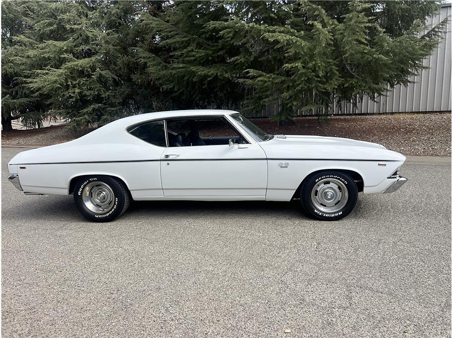1969 Chevrolet chevelle Located at Hayes Autos Classic light-box-slides