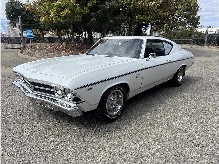 1969 Chevrolet chevelle Located at Hayes Autos Classic light-box-slides