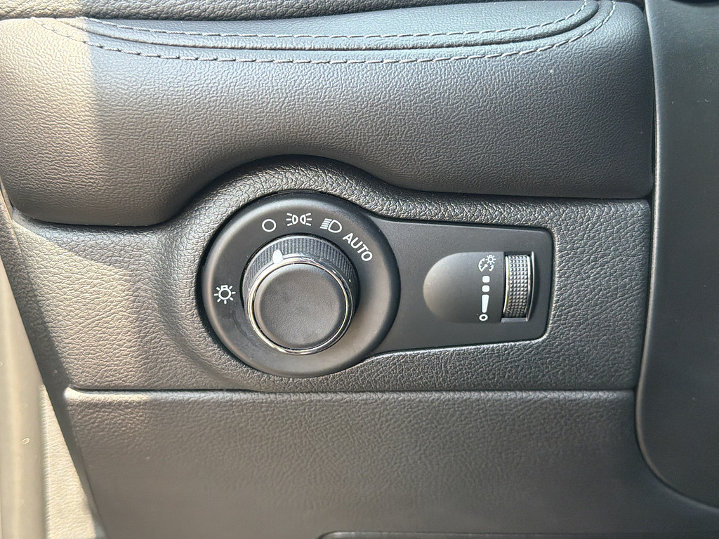 slide-image
