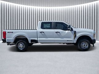 Thumbnail - 2026 Ford F-350SD