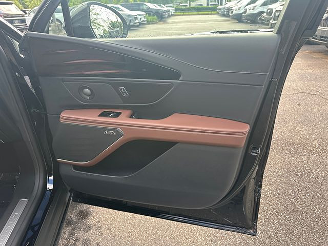 slide-image