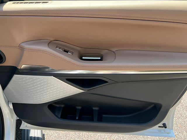 slide-image