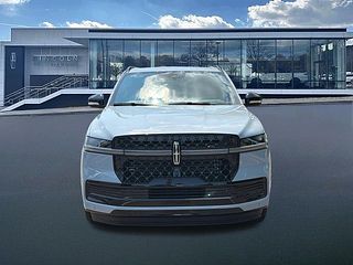 Thumbnail - 2027 Lincoln Navigator L
