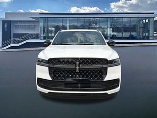 Thumbnail - 2027 Lincoln Navigator L