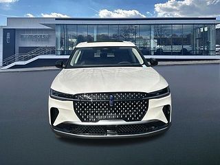 Thumbnail - 2026 Lincoln Nautilus