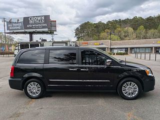 Thumbnail - 2013 Chrysler Town  Country