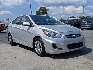 Thumbnail - 2013 Hyundai Accent