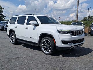 Thumbnail - 2022 Jeep Wagoneer