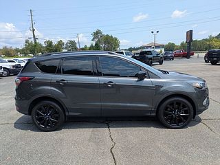 Thumbnail - 2018 Ford Escape