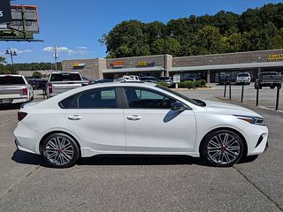 Thumbnail - 2022 Kia Forte