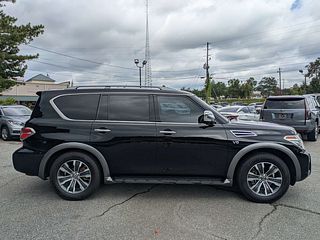 Thumbnail - 2019 Nissan Armada