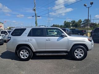 Thumbnail - 2016 Toyota 4Runner