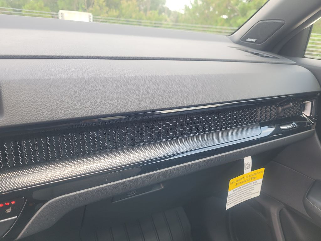 slide-image