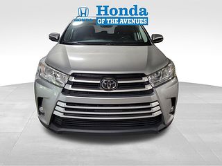 Thumbnail - 2019 Toyota Highlander