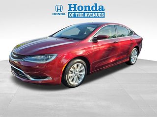 Thumbnail - 2016 Chrysler 200