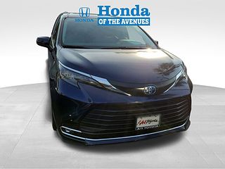 Thumbnail - 2024 Toyota Sienna