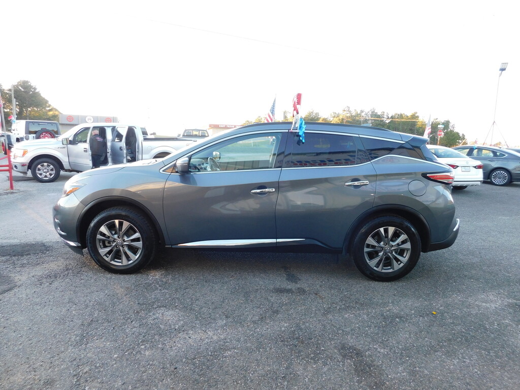 2018 Nissan Murano Located at All American Motors light-box-slides