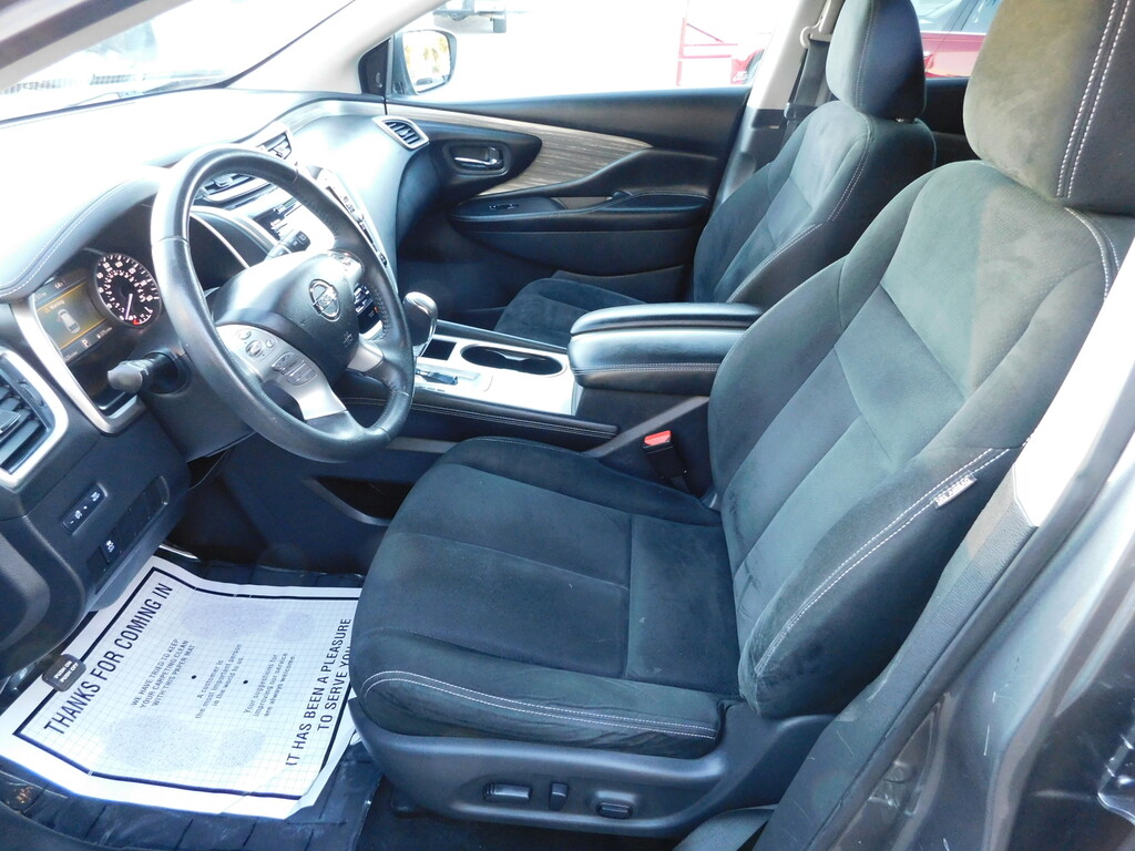 2018 Nissan Murano Located at All American Motors light-box-slides