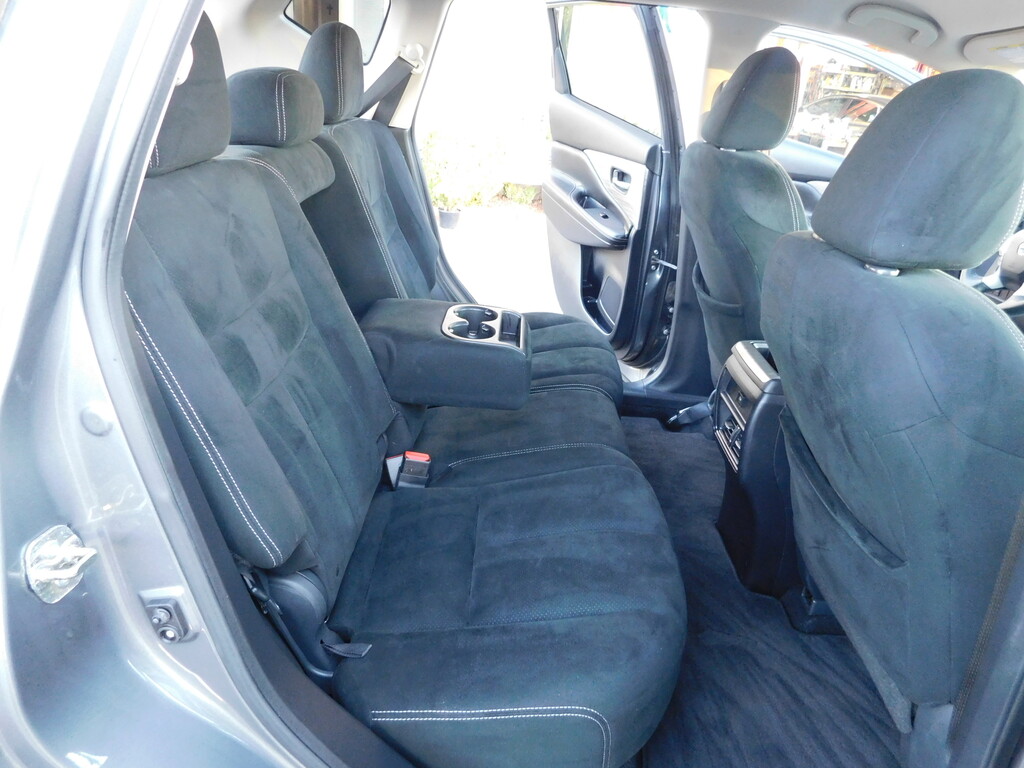 2018 Nissan Murano Located at All American Motors light-box-slides