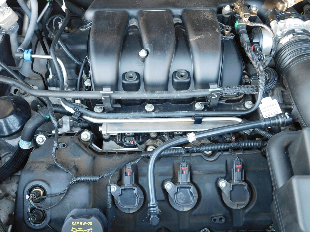 2014 Ford Explorer Located at All American Motors light-box-slides