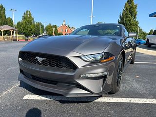 Thumbnail - 2022 Ford Mustang