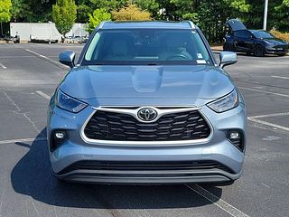 Thumbnail - 2022 Toyota Highlander