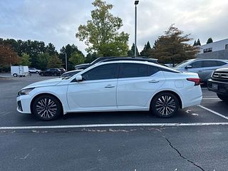 Thumbnail - 2024 Nissan Altima