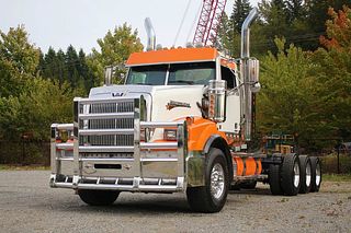 2019 Western Star 4900SA Day Cab Tri Drive 560 HP