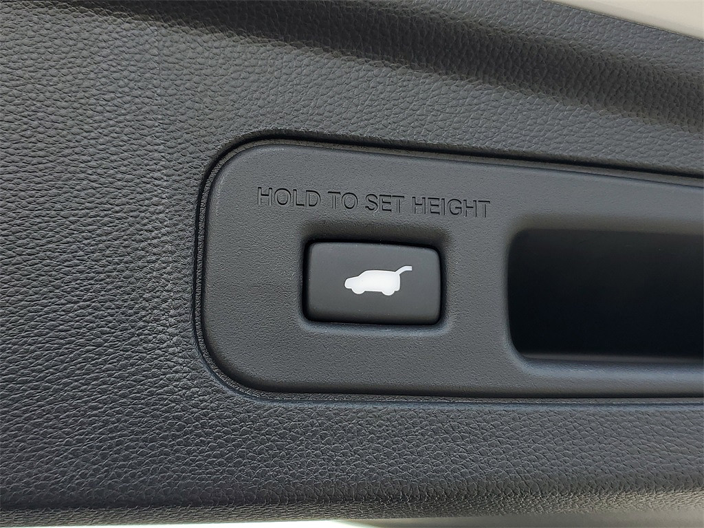 image-8 2025 Acura MDX