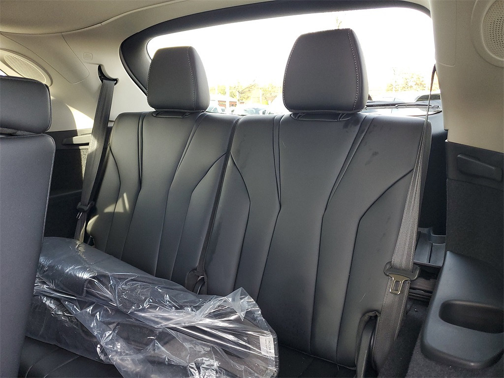 image-13 2025 Acura MDX