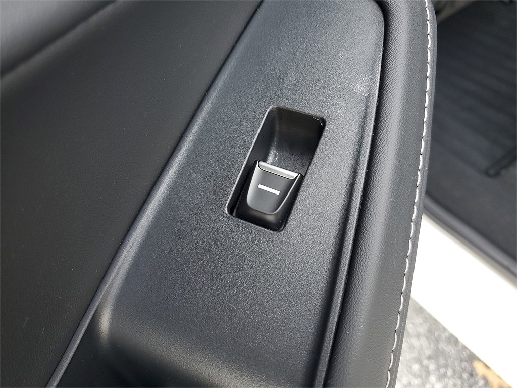 image-15 2025 Acura MDX