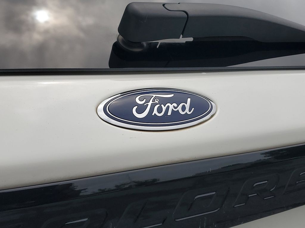 slide-image