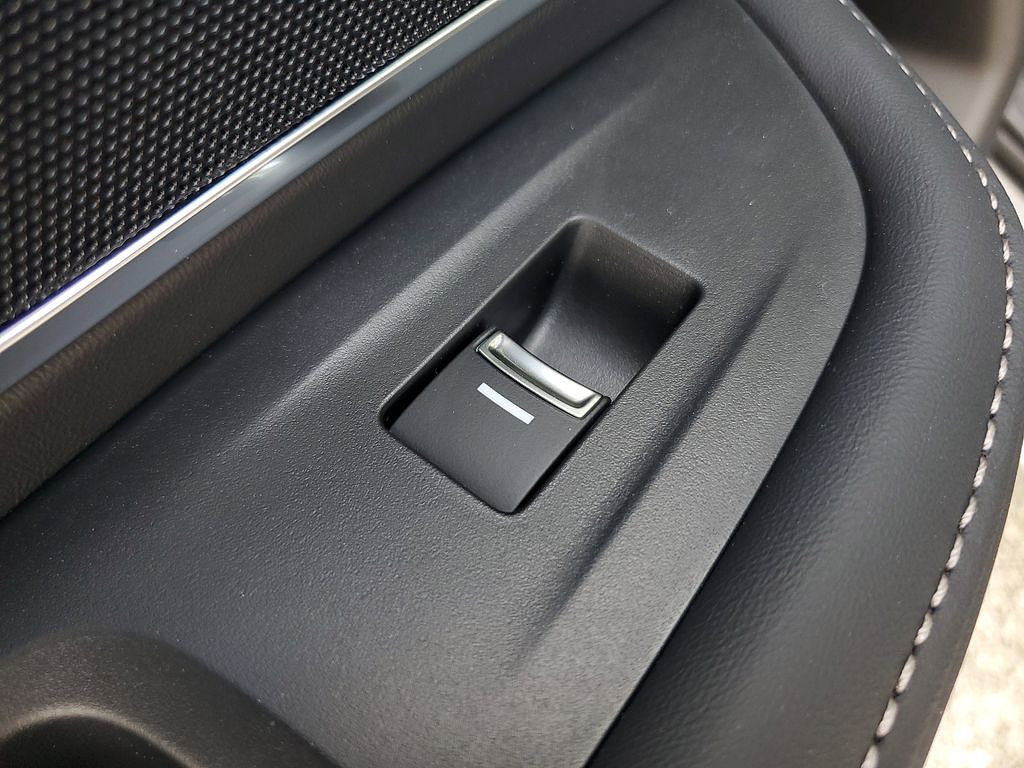 slide-image