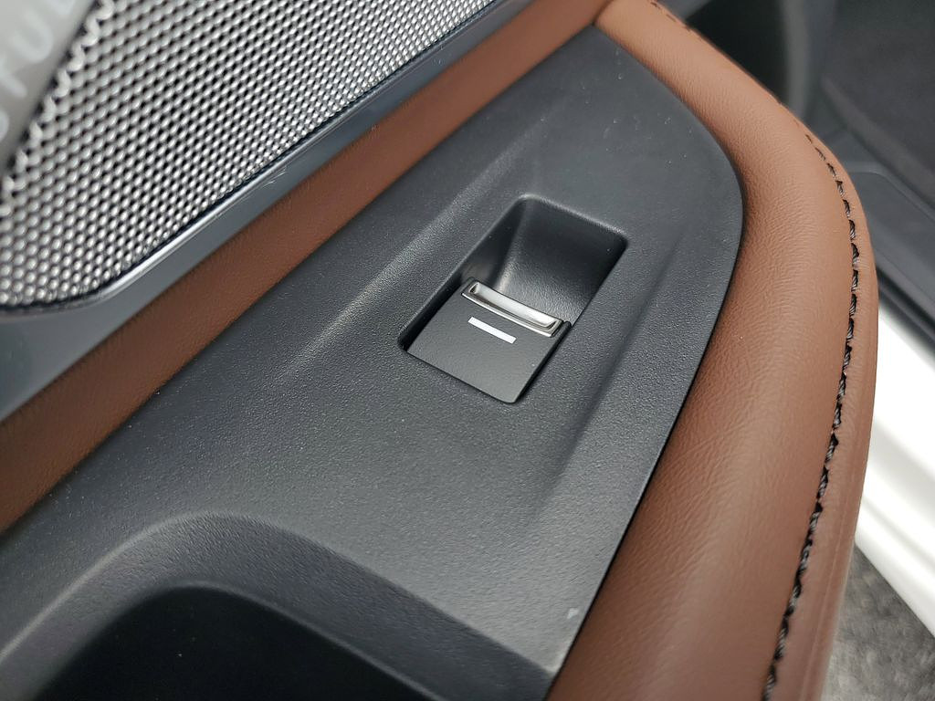 slide-image