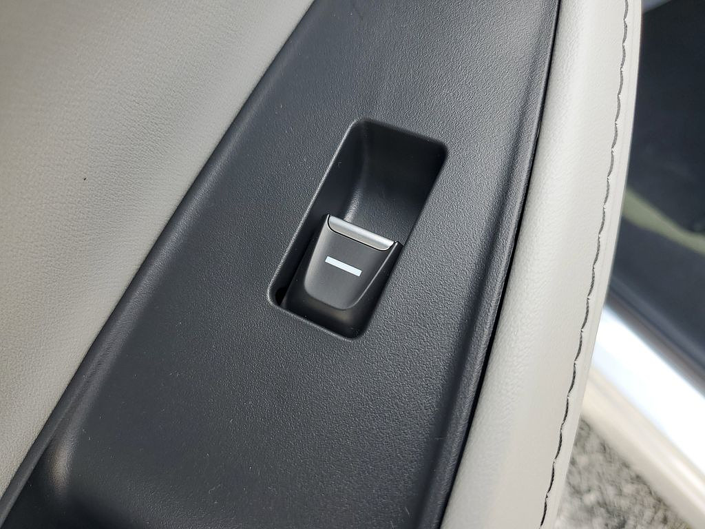 slide-image