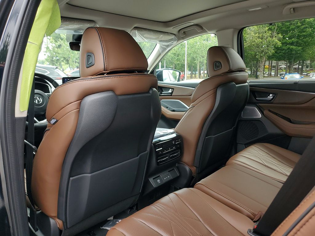 image-11 2026 Acura MDX