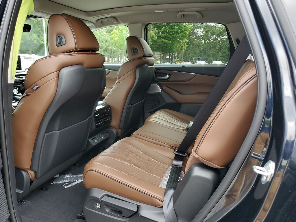 image-12 2026 Acura MDX