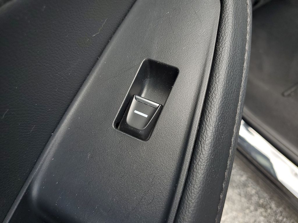 image-14 2023 Acura MDX