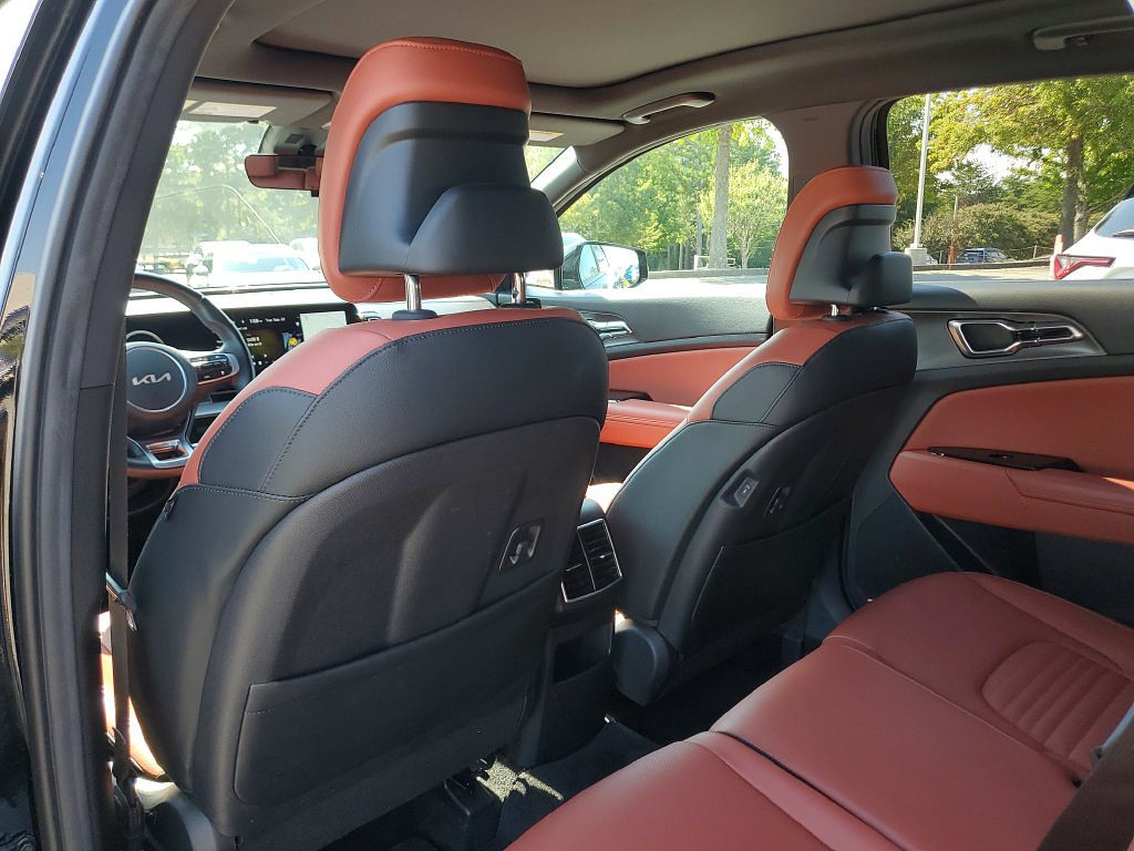 image-11 2023 Kia Sportage