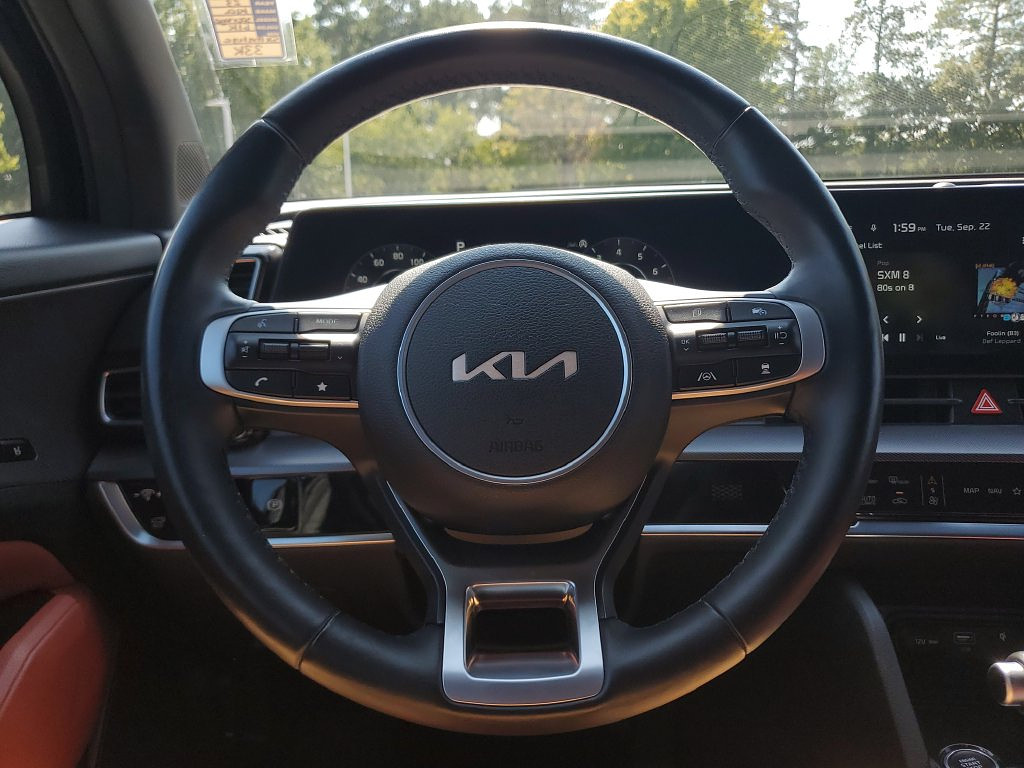 image-19 2023 Kia Sportage