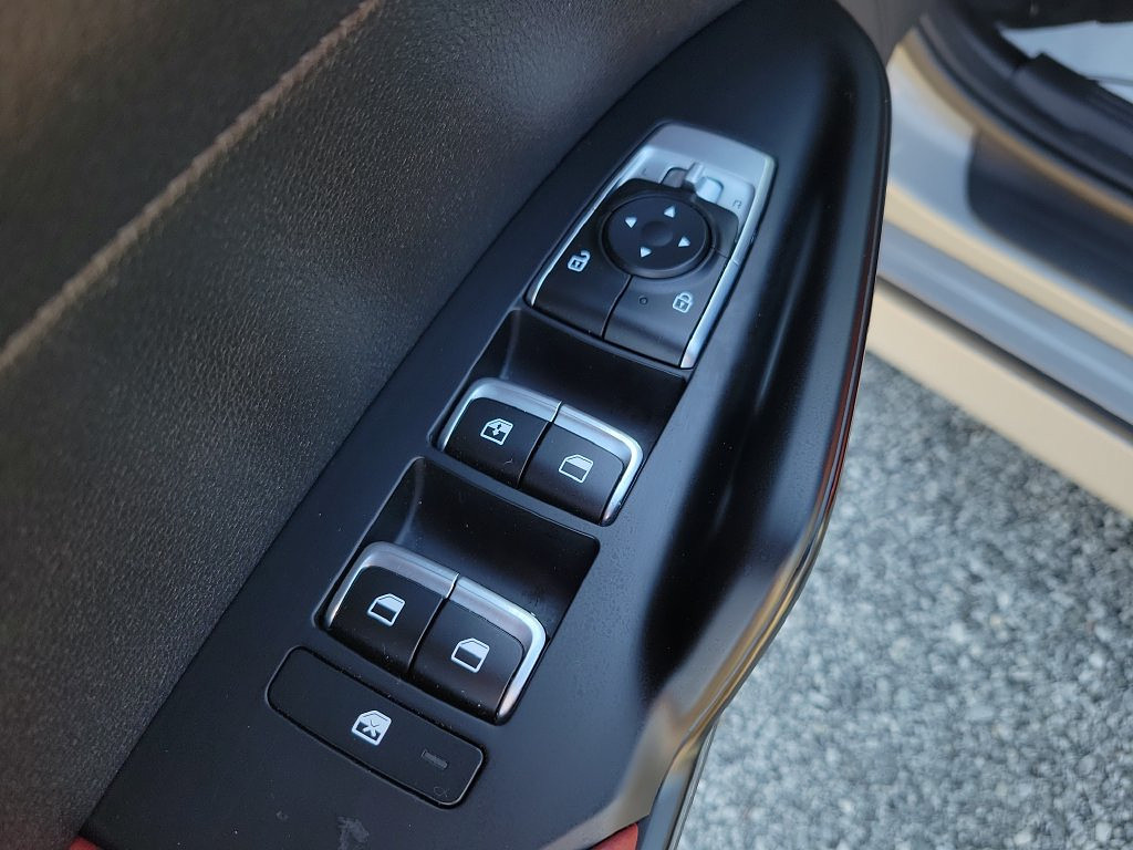 image-17 2023 Kia K5