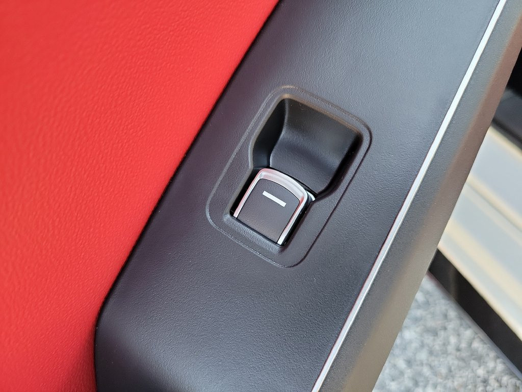slide-image