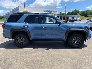Thumbnail - 2025 Toyota 4Runner