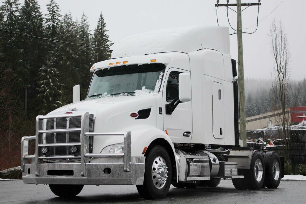 s/hp ハッカー 2019 Peterbilt 579-Tandem-Highway-with-58in-Sleeper-510-HP