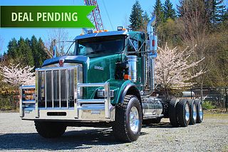 2021 Kenworth T800 Day Cab Tri Drive X15 565HP 18 Spd