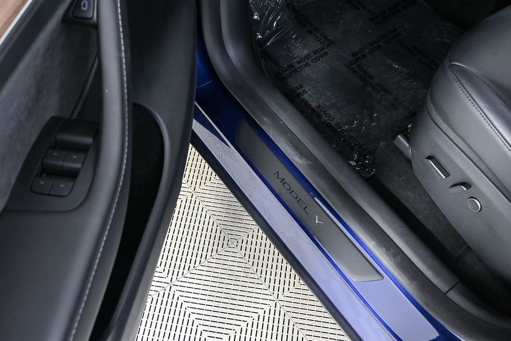 slide-image