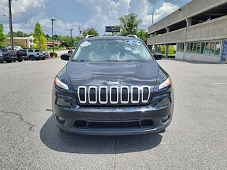Thumbnail - 2018 Jeep Cherokee