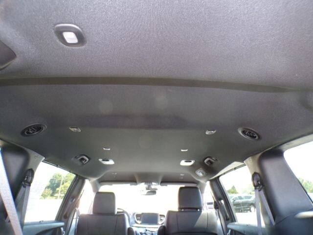 2025 Chrysler Pacifica Select - Photo 22