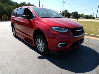 Thumbnail - 2025 Chrysler Pacifica Select