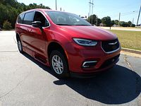 2025 Chrysler Pacifica Select - Photo 24